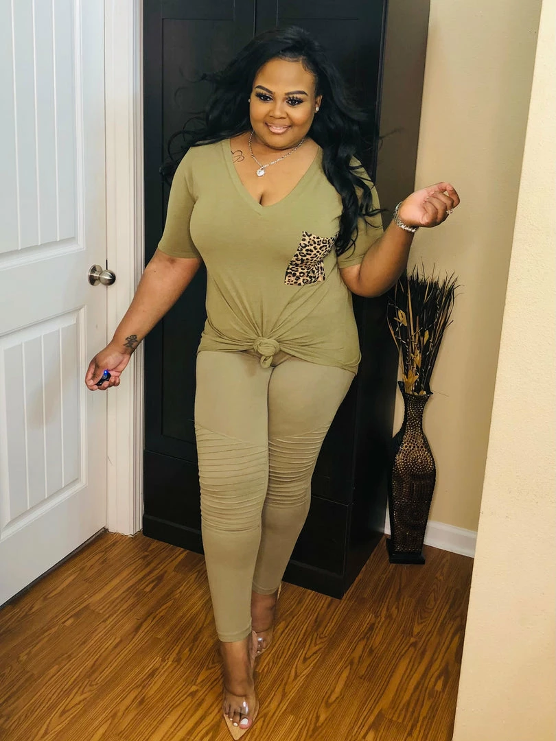 PASH BOUTIQUE Lt. Olive Leopard Set New Arrivals