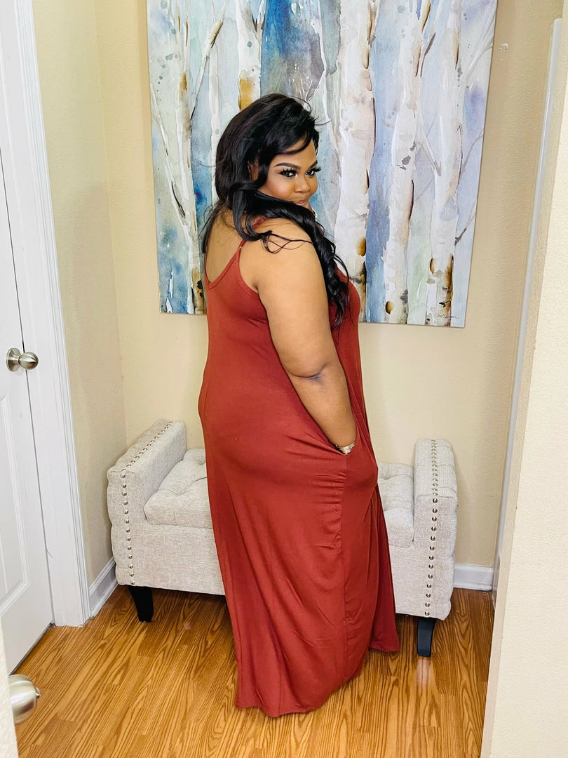 PASH BOUTIQUE Dk Rust Plus Maxi Dress