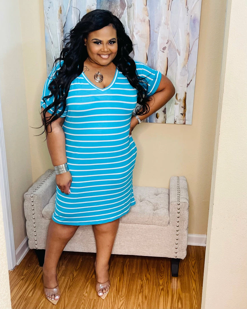 PASH BOUTIQUE New Arrivals Ice Blue/Ivory T-shirt Dress